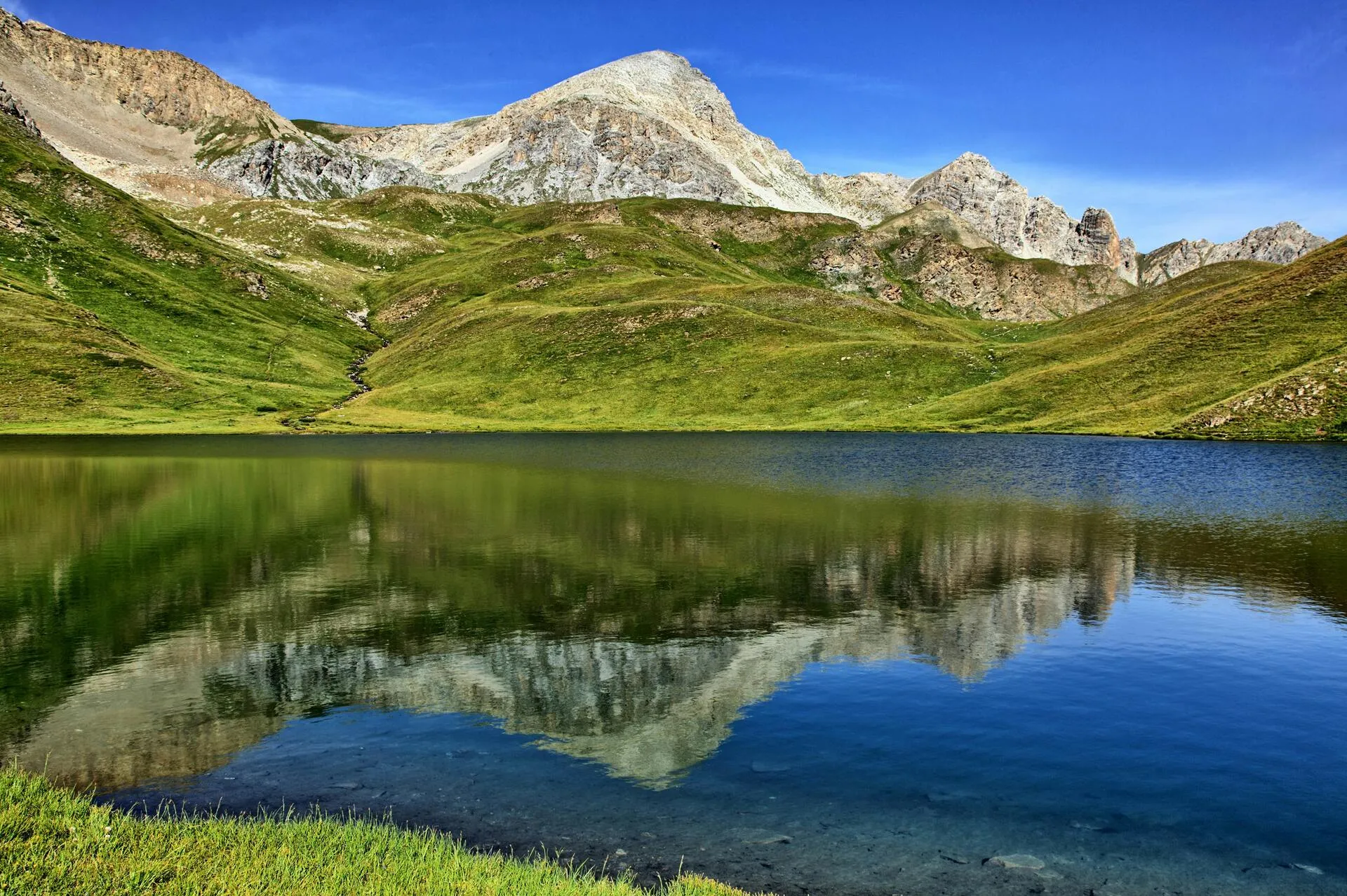 pexels-philippe-serrand-337910945-19374643